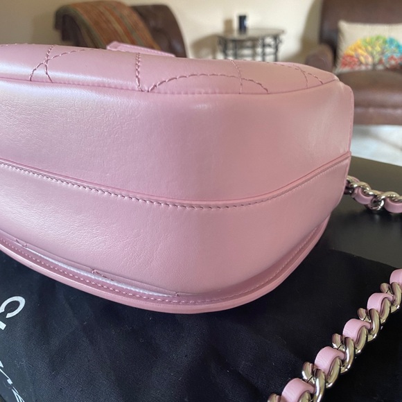 ‼️SOLD‼️Authentic Chanel 17C PINK SHW Crossbody - Picture 8 of 13